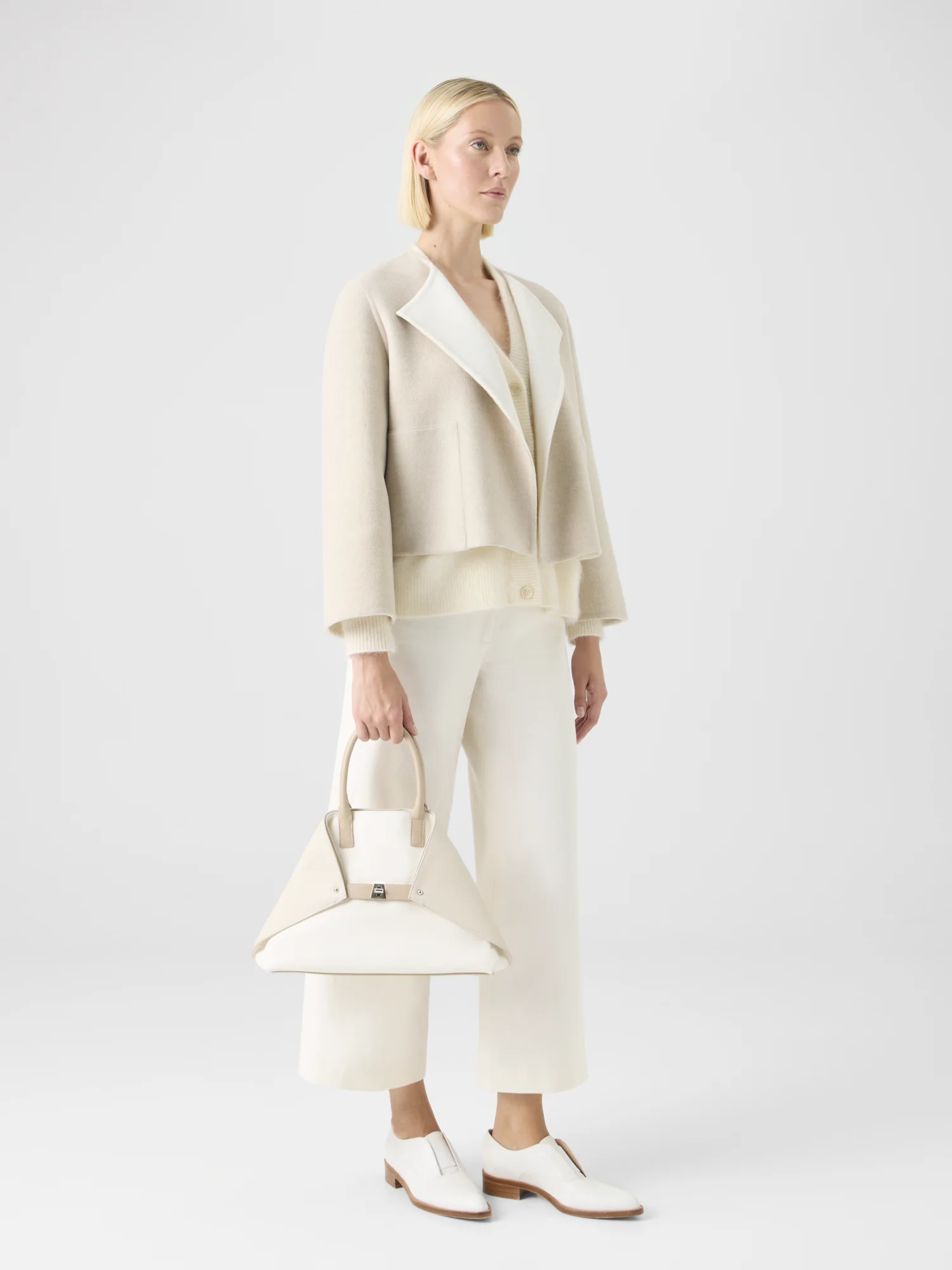 Ai Small Top Handle Tote - Image 7