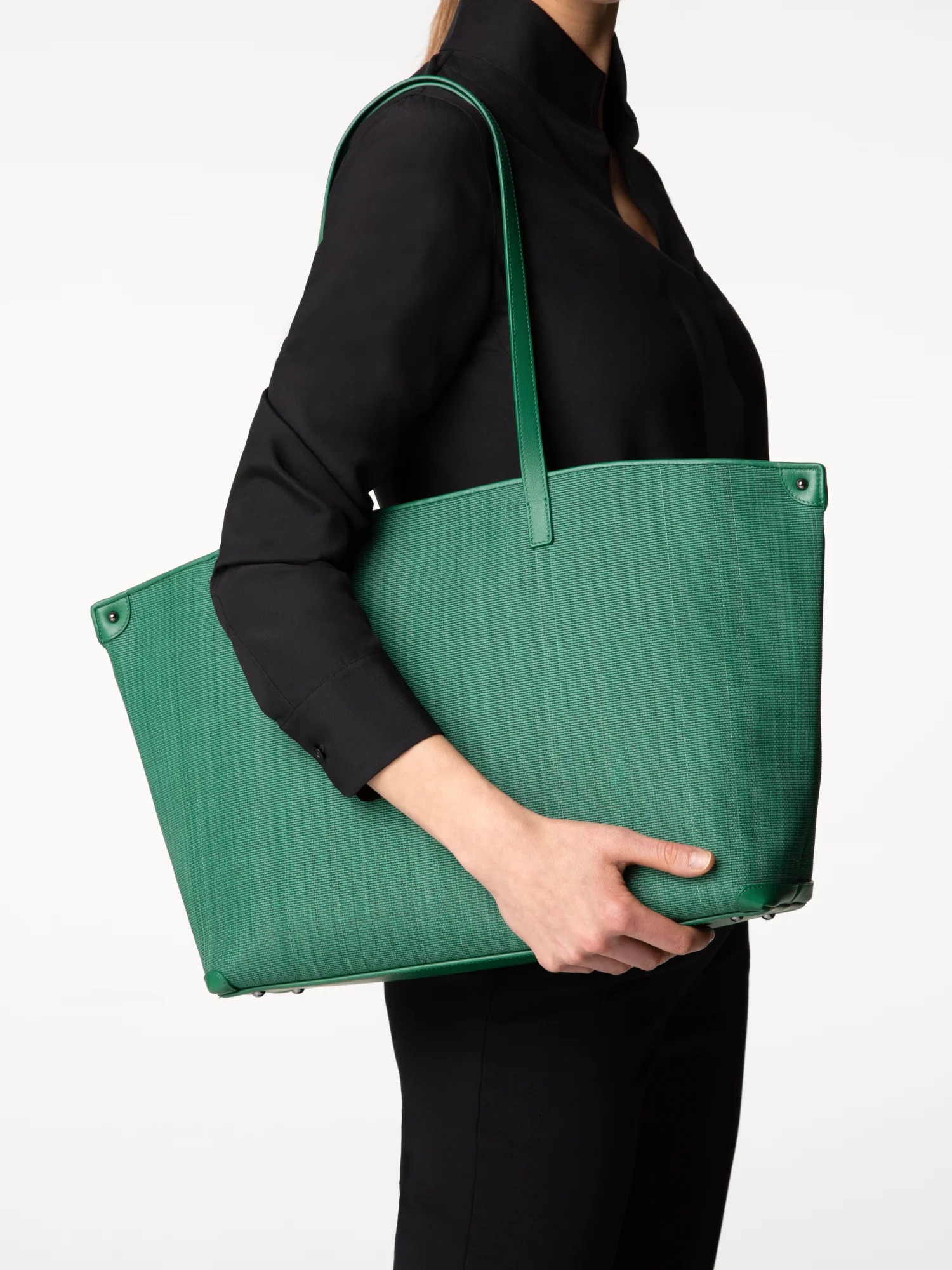 Ai Medium Shoulder Tote - Image 5