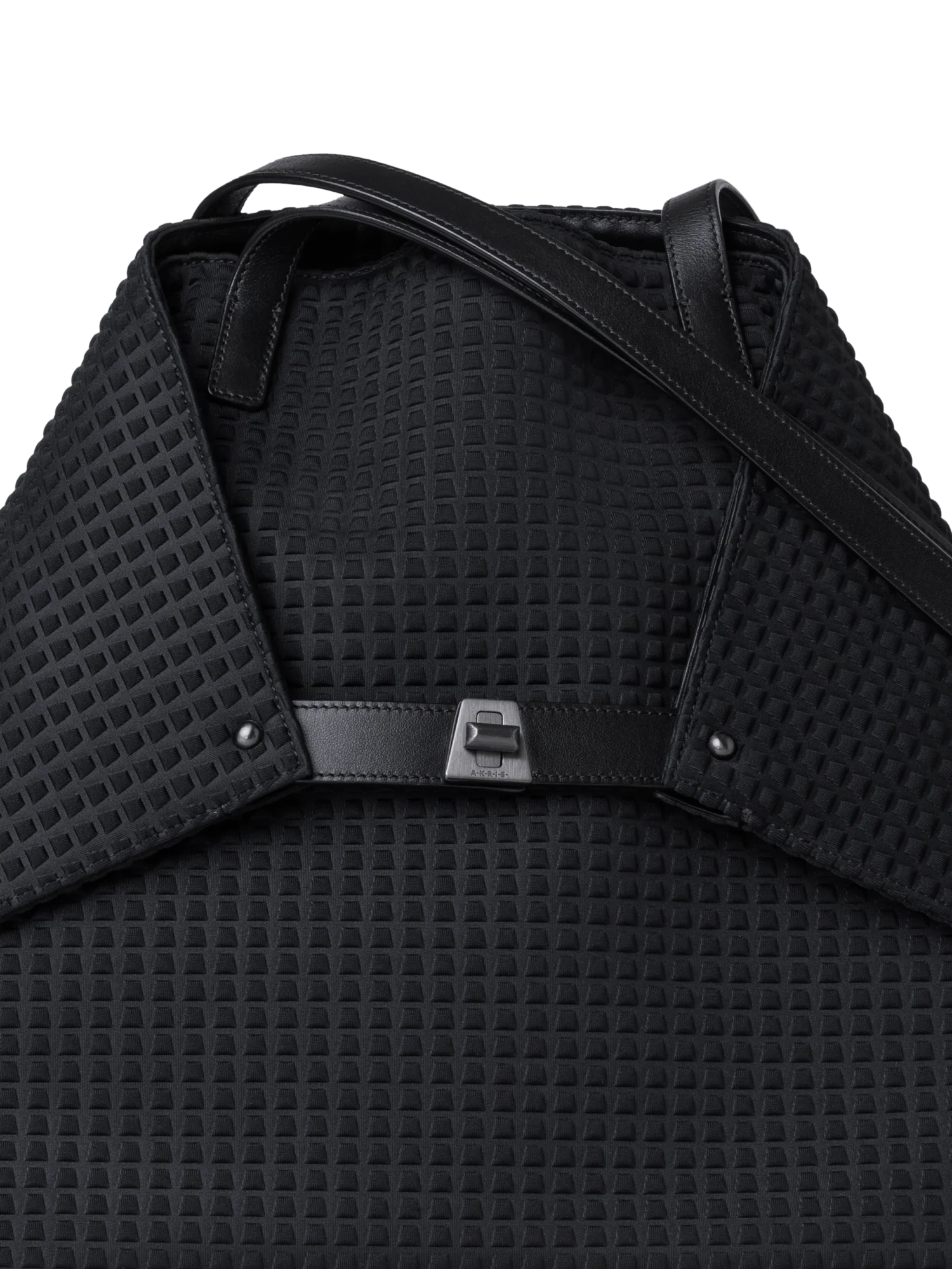 Ai Medium Shoulder Tote - Image 8